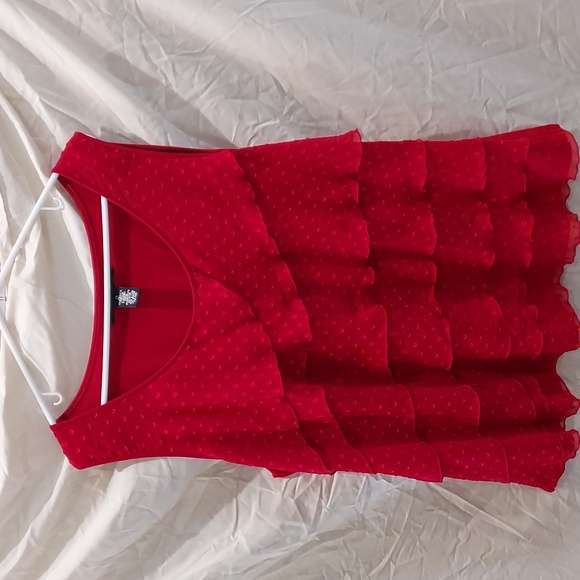 89th & Madison Tops - 89th and Madison Scarlet Red Layer Flowing Circles for Accent Front Tank 2X